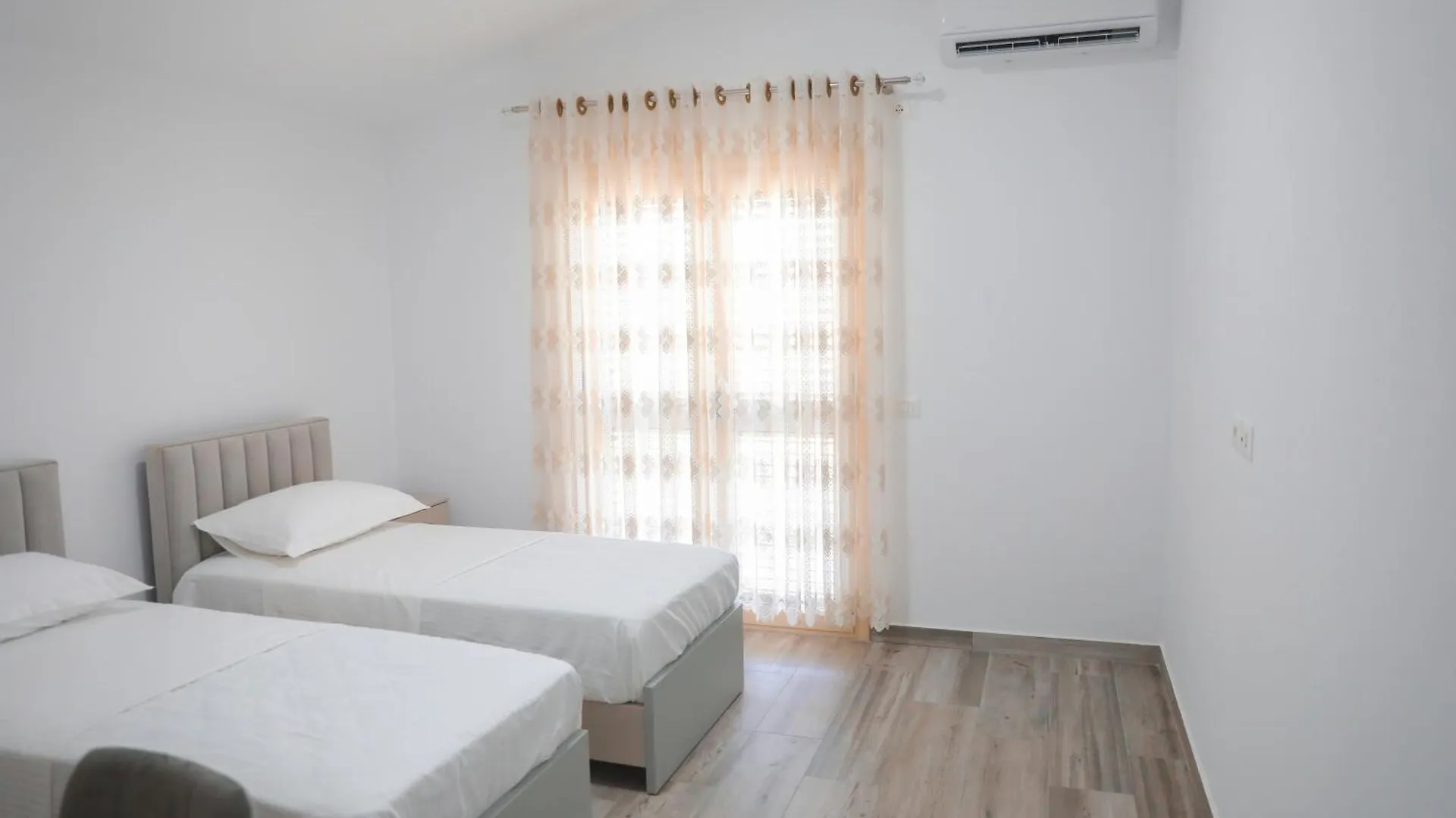 Amla'S Villa Berat