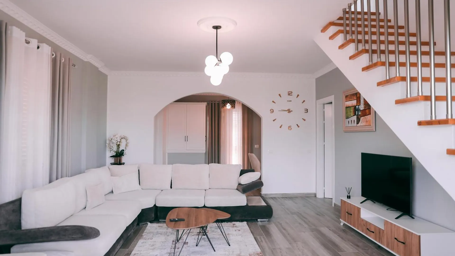 Amla'S Villa Berat
